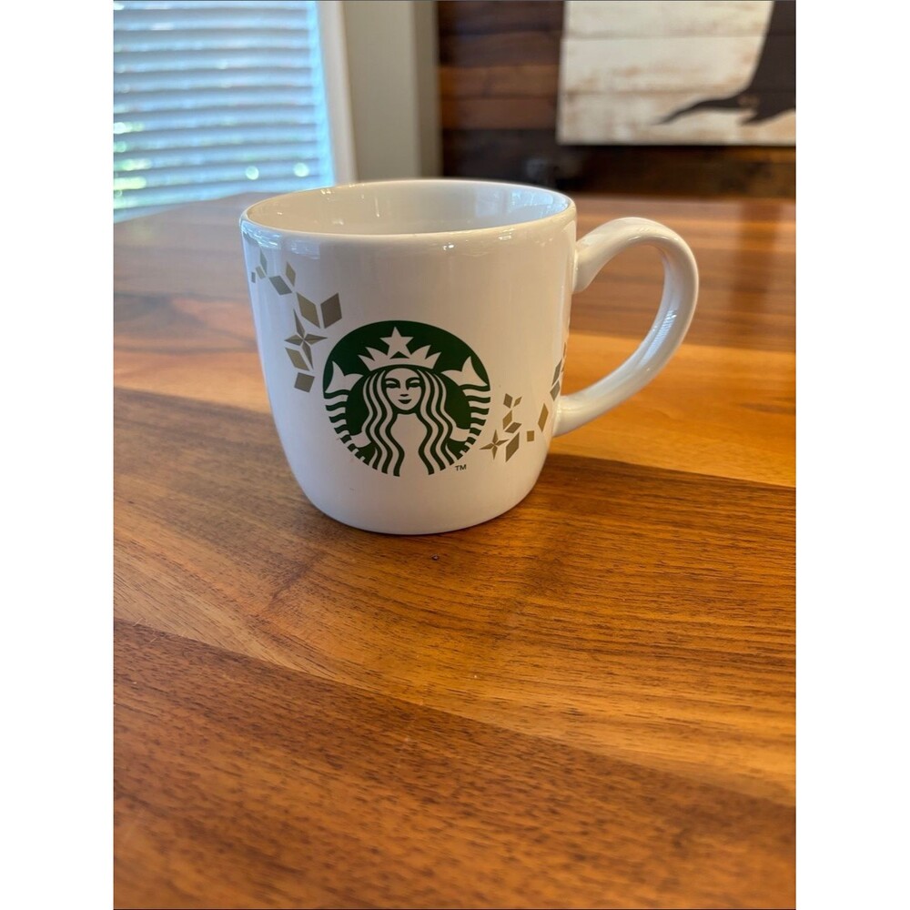 Starbucks Holiday Collection White Gold Snowflake 14 ounce Mug